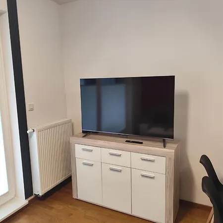 Royal Wilanow-apartament W Sercu Wilanowa شقة وارسو