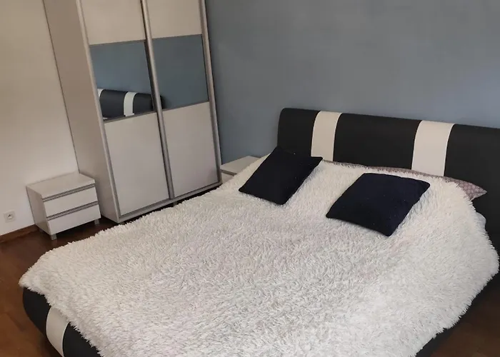 شقة Royal Wilanow-apartament W Sercu Wilanowa *