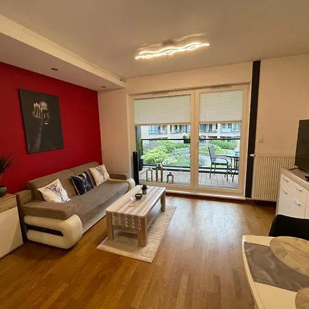 アパート Royal Wilanow-apartament W Sercu Wilanowa *